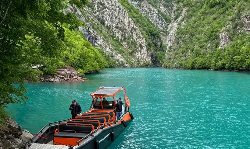 Exclusive boat tour from Koman Lake to Shala River, Fierza, Valbona Valley, and Theth – Scenic landscapes, crystal-clear waters, and breathtaking hiking trails.