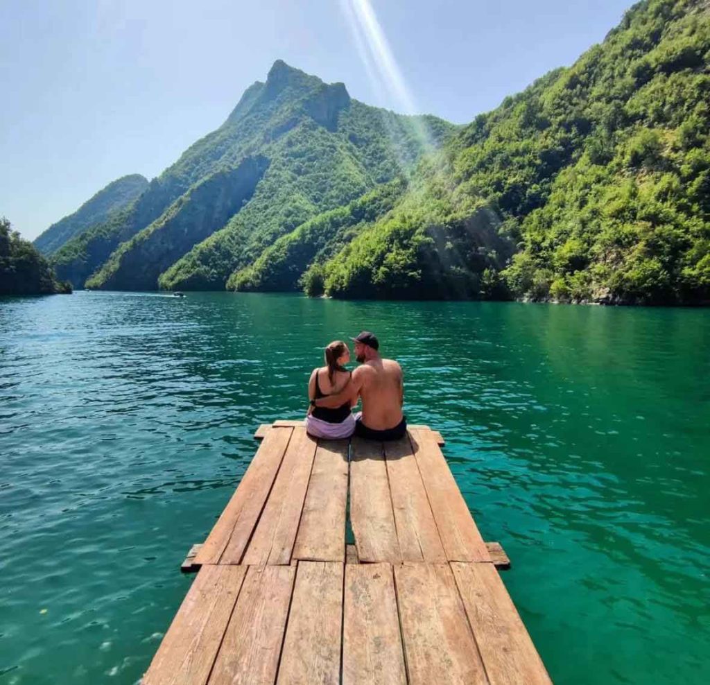 Weekend trip to Komani Lake, Shala River, and northern Albania, showcasing scenic beauty and peaceful nature.